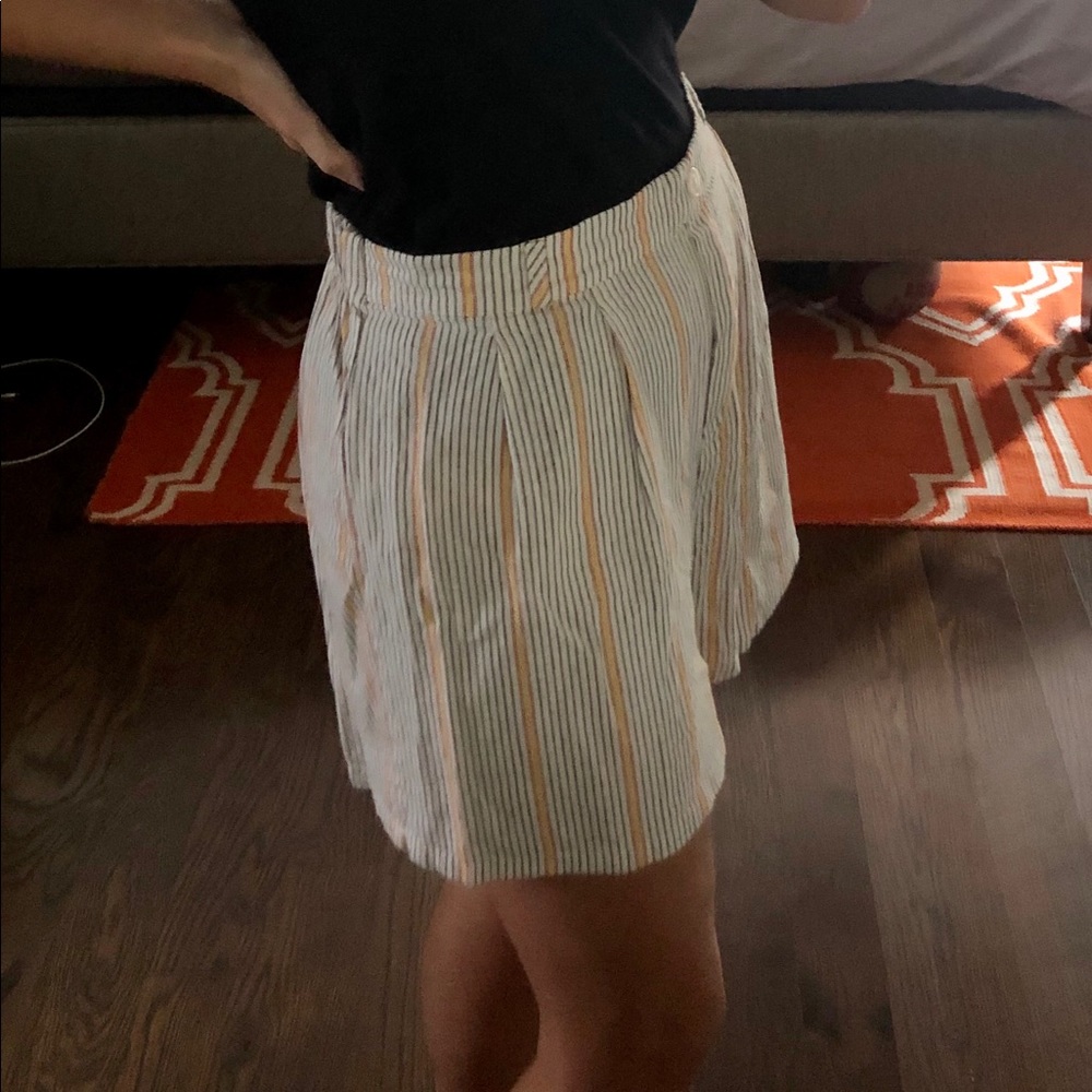 Cute, dressy high-waist shorts